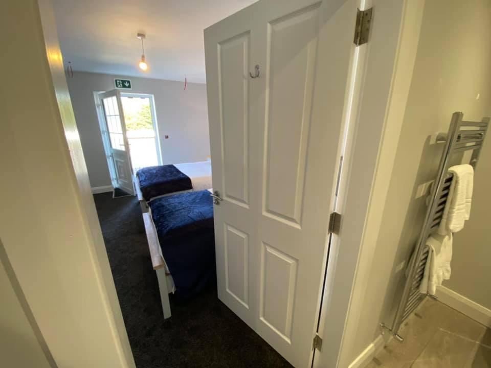 Temple Golf Club Hotel Lisburn Bagian luar foto